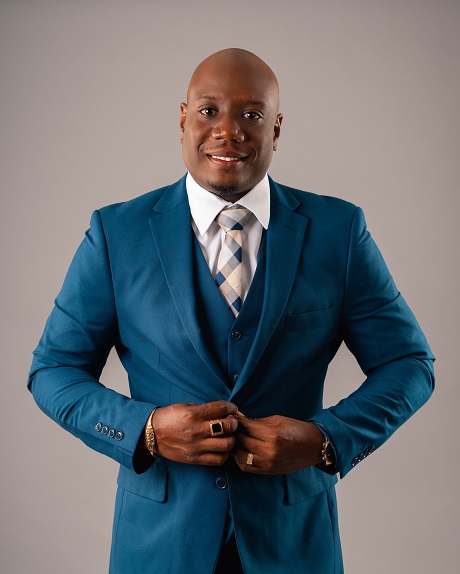 Wayne Elliot headshot