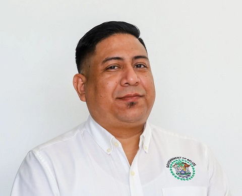 Jose Urbina headshot