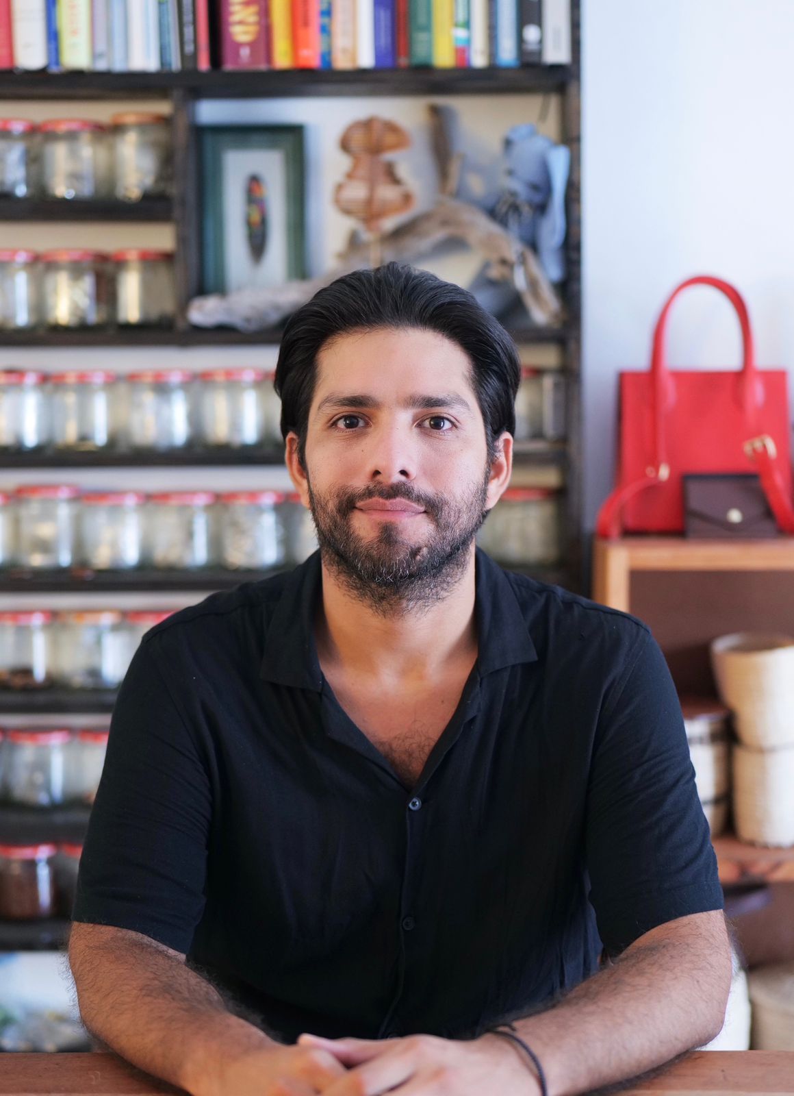 Jose Urbina headshot